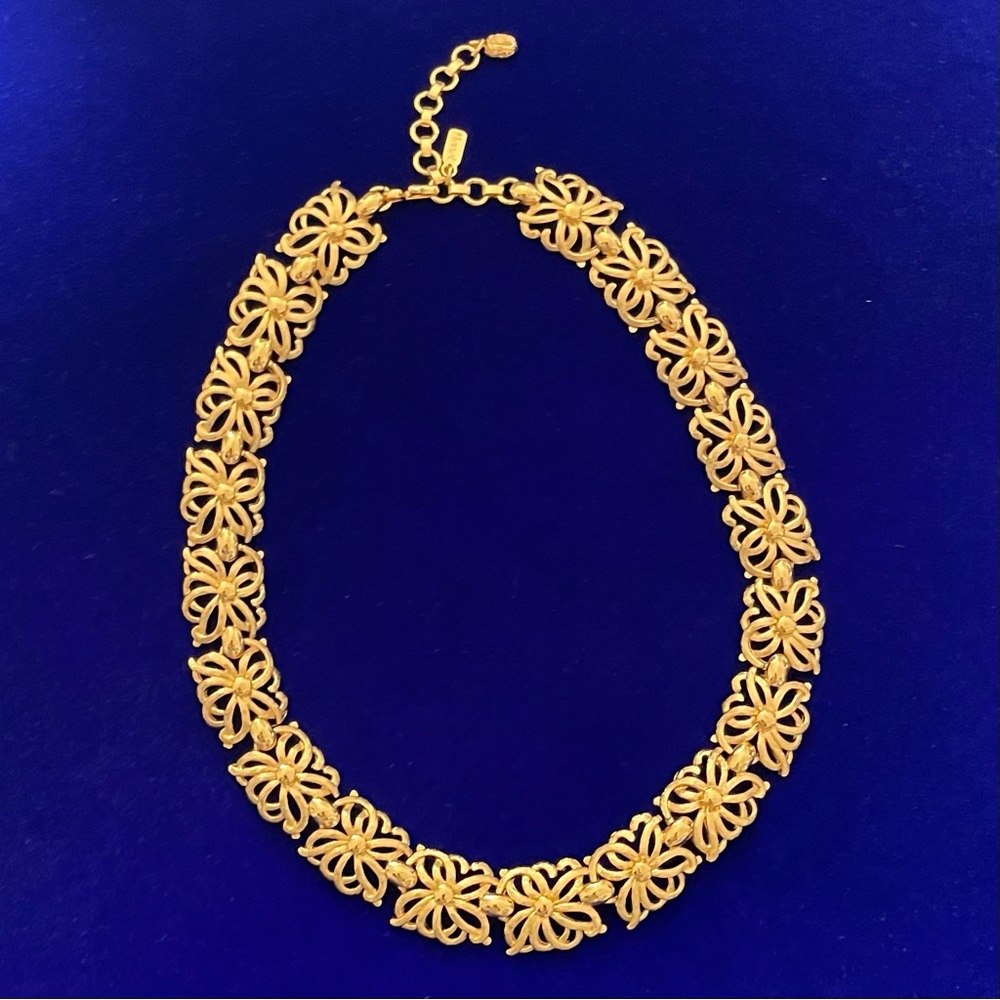 Vtg Monet Bow Choker Necklace